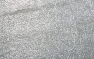 Barbhas Uarach laminate fibreglass or shingles?